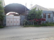 Satılır 5 otaqlı 250 m2 həyət evi Gəncə