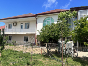 Satılır 5 otaqlı 210 m2 villa Buzovna