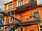 İcarəyə verilir 2 otaqlı 85 m2 yeni tikili Şəki