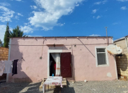 Satılır 2 otaqlı 200 m2 həyət evi Mehdiabad