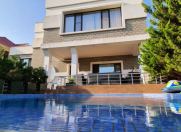Satılır 8 otaqlı 500 m2 villa Mehdiabad