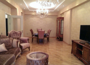 İcarəyə verilir 2 otaqlı 80 m2 köhnə tikili Sahil m.