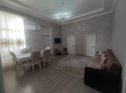 Satılır 4 otaqlı 95 m2 köhnə tikili Qış parkı