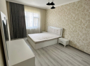 İcarəyə verilir 3 otaqlı 80 m2 köhnə tikili Yeni Yasamal