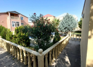 Satılır 4 otaqlı 200 m2 bağ evi Buzovna