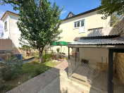 Satılır 6 otaqlı 200 m2 həyət evi Badamdar