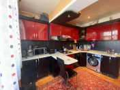 İcarəyə verilir 3 otaqlı 80 m2 köhnə tikili Həzi Aslanov m.