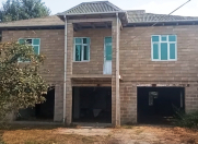 Satılır 9 otaqlı 5000 m2 bağ evi Balakən