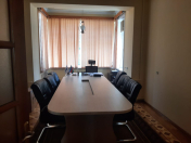 İcarəyə verilir 6 otaqlı 400 m2 ofis Gənclik m.