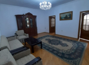 İcarəyə verilir 4 otaqlı 120 m2 köhnə tikili Bakı Slavyan Universiteti