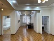 İcarəyə verilir 3 otaqlı 100 m2 yeni tikili İnşaatçılar m.