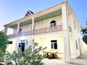 Satılır 10 otaqlı 310 m2 həyət evi Masazır