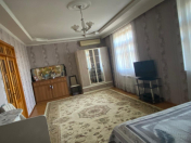 Satılır 5 otaqlı 270 m2 həyət evi Qaraçuxur