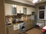 İcarəyə verilir 3 otaqlı 86 m2 yeni tikili 20-ci sahə