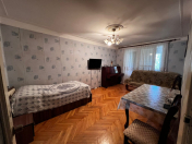 Satılır 3 otaqlı 70 m2 köhnə tikili Neftçilər m.