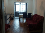 Satılır 3 otaqlı 60 m2 köhnə tikili Neftçilər m.