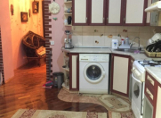 İcarəyə verilir 2 otaqlı 70 m2 köhnə tikili 28 May m.