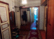 Satılır 2 otaqlı 60 m2 köhnə tikili 8 km