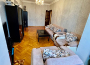 Satılır 2 otaqlı 65 m2 köhnə tikili 8 mkr