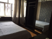 Satılır 3 otaqlı 70 m2 köhnə tikili 8 mkr