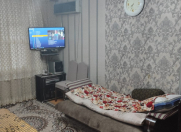 Satılır 2 otaqlı 40 m2 köhnə tikili Memar Əcəmi m.