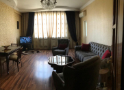 Satılır 3 otaqlı 125 m2 yeni tikili Elmlər Akademiyası m.