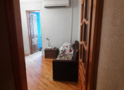 Satılır 2 otaqlı 63 m2 köhnə tikili Y.Günəşli