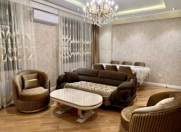 Satılır 8 otaqlı 250 m2 yeni tikili İçəri Şəhər m.