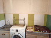 Satılır 2 otaqlı 80 m2 köhnə tikili 8 km