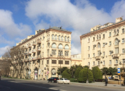 Satılır 5 otaqlı 120 m2 köhnə tikili Dövlət Statistika Komitəsi