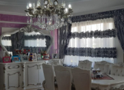 Satılır 4 otaqlı 142 m2 köhnə tikili Badamdar