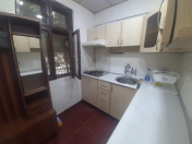 Satılır 3 otaqlı 70 m2 köhnə tikili 4 mkr