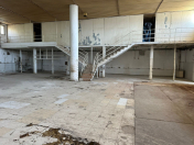 İcarəyə verilir 10 otaqlı 3000 m2 obyekt Həzi Aslanov m.