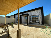 Satılır 4 otaqlı 140 m2 bağ evi Mərdəkan