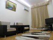 Satılır 2 otaqlı 52 m2 köhnə tikili Dövlət Statistika Komitəsi