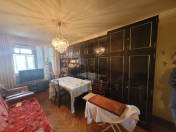 Satılır 5 otaqlı 60 m2 köhnə tikili Bakıxanov