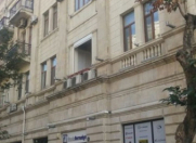 İcarəyə verilir 5 otaqlı 300 m2 ofis Sahil m.