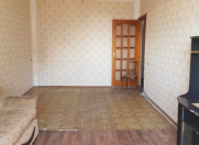 İcarəyə verilir 2 otaqlı 60 m2 köhnə tikili Ayna Sultanova heykəli