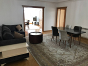 İcarəyə verilir 4 otaqlı 145 m2 yeni tikili Nizami m.