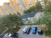 Satılır 4 otaqlı 110 m2 köhnə tikili İnşaatçılar m.
