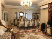 İcarəyə verilir 3 otaqlı 140 m2 yeni tikili 28 May m.