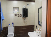 Satılır 6 otaqlı 180 m2 həyət evi Binə