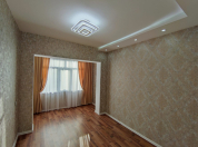 Satılır 2 otaqlı 40 m2 köhnə tikili 8 km