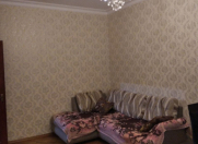 İcarəyə verilir 2 otaqlı 70 m2 köhnə tikili Xalqlar Dostluğu m.