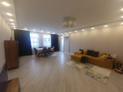 Satılır 4 otaqlı 179 m2 yeni tikili Bakıxanov