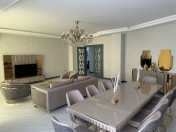 Satılır 4 otaqlı 220.3 m2 yeni tikili 28 May m.