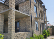 Satılır 4 otaqlı 360 m2 həyət evi Qala