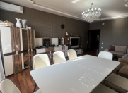 Satılır 2 otaqlı 100 m2 yeni tikili İnşaatçılar m.