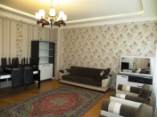 Satılır 3 otaqlı 90 m2 yeni tikili 4 mkr