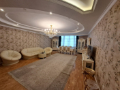 Satılır 4 otaqlı 220 m2 yeni tikili Nizami m.